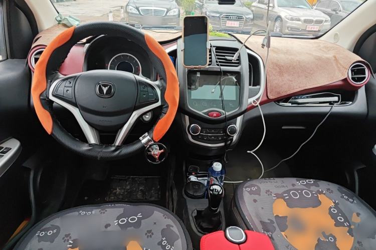 Used CHANGAN Benni 2015 1.4L Manual Sunroof Version China V Standard Center Console