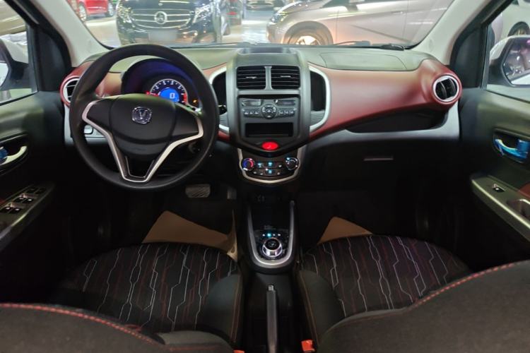 Used CHANGAN Benni 2015 1.4L IMT Luxury Model China V Standard Center Console