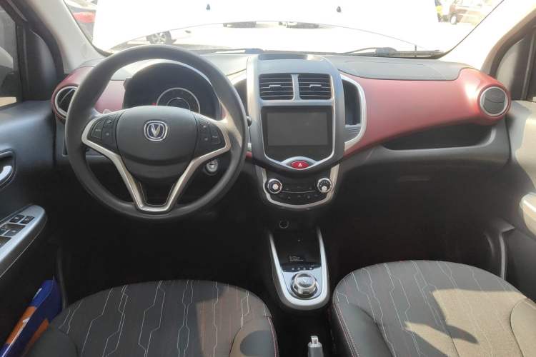 Used CHANGAN Benni 2015 1.4L IMT Prestige Model China V Standard Center Console
