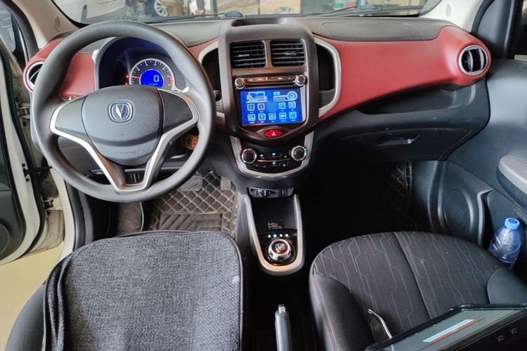 Used CHANGAN Benni 2015 1.4L IMT Luxury Model China V Standard Center Console