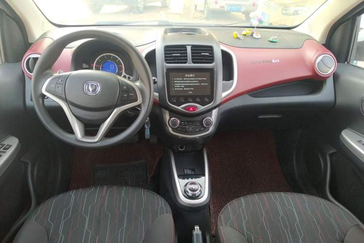 Used CHANGAN Benni 2015 1.4L IMT Luxury Model China IV Center Console