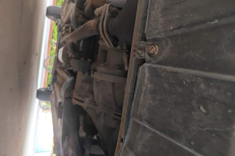 Used CHANGAN Benni 2015 1.4L IMT Prestige Model China V Standard Chassis Front