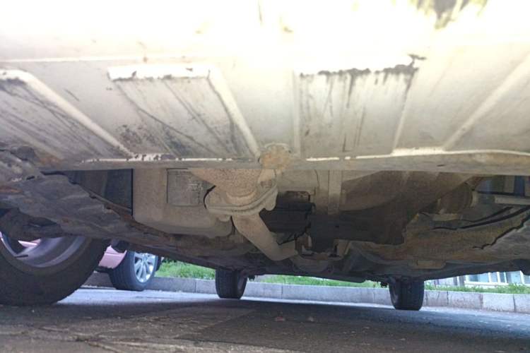 Used CHANGAN Benni 2015 1.4L IMT Luxury Model China V Standard Chassis Front