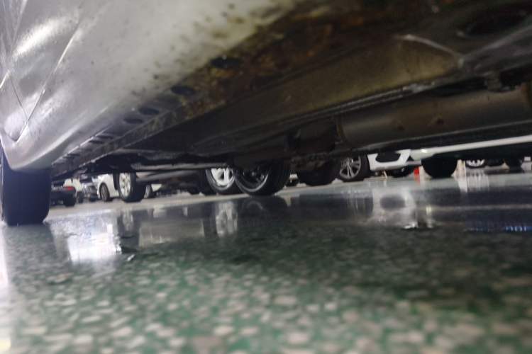 Used CHANGAN Benni 2015 1.4L IMT Prestige Model China V Standard Chassis Front Right