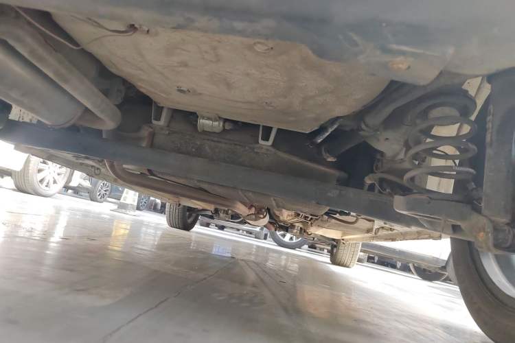 Used CHANGAN Benni 2015 1.4L IMT Luxury Model China V Standard Chassis Rear