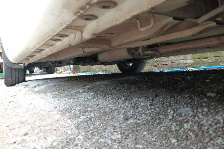 Used CHANGAN Benni 2015 1.4L IMT Prestige Model China V Standard Chassis Rear Left