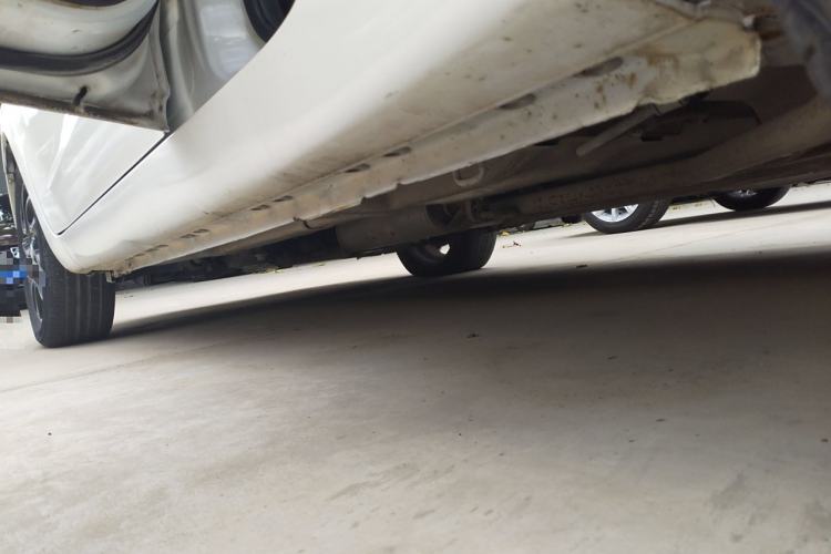 Used CHANGAN Benni 2015 1.4L IMT Prestige Model China V Standard Chassis Rear Left
