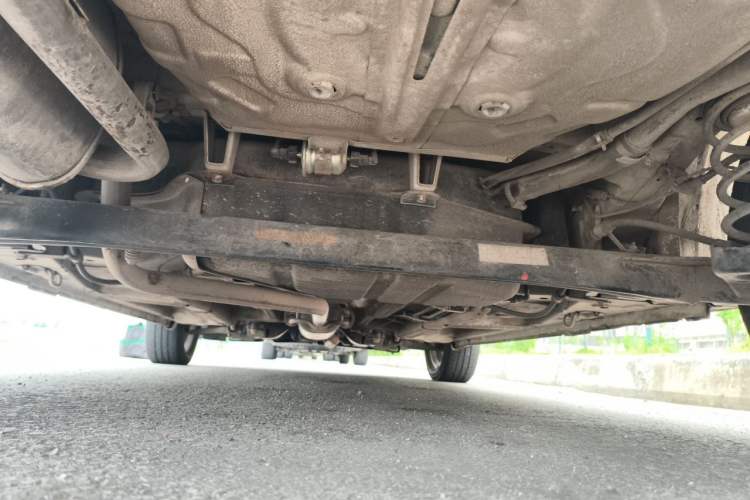 Used CHANGAN Benni 2015 1.4L IMT Luxury Model China IV Chassis Rear