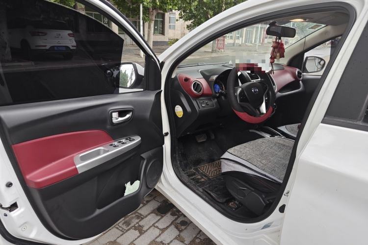 Used CHANGAN Benni 2015 1.4L IMT Prestige Model China V Standard Driver Seat