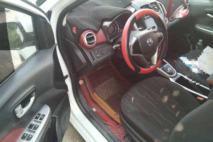 Used CHANGAN Benni 2015 1.4L IMT Luxury Model China V Standard Driver Seat
