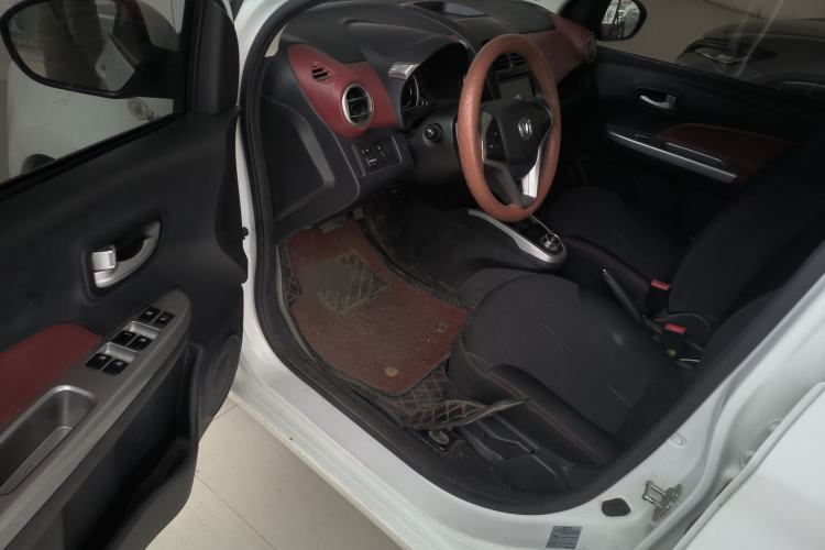 Used CHANGAN Benni 2015 1.4L IMT Prestige Model China V Standard Driver Seat
