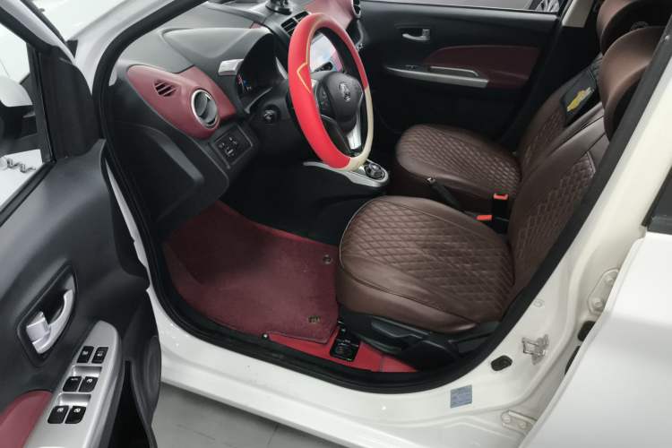 Used CHANGAN Benni 2015 1.4L IMT Prestige Model China V Standard Driver Seat