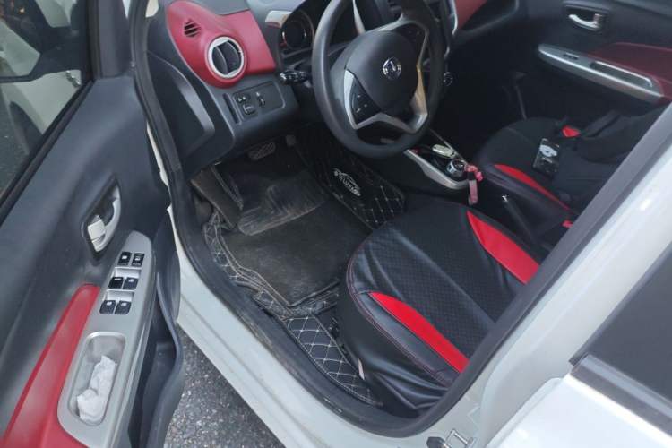 Used CHANGAN Benni 2015 1.4L IMT Prestige Model China V Standard Driver Seat