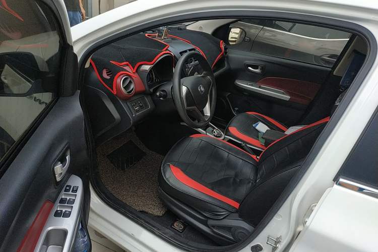 Used CHANGAN Benni 2015 1.4L IMT Luxury Model China V Standard Driver Seat