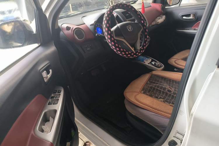 Used CHANGAN Benni 2015 1.4L IMT Luxury Model China V Standard Driver Seat