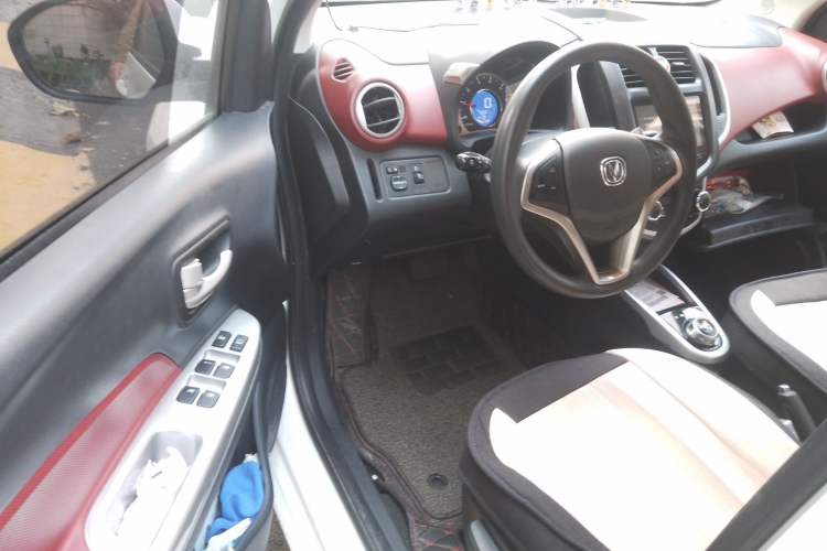 Used CHANGAN Benni 2015 1.4L IMT Prestige Model China V Standard Driver Seat