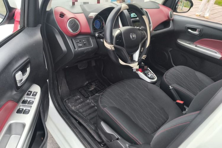 Used CHANGAN Benni 2015 1.4L IMT Luxury Model China IV Driver Seat