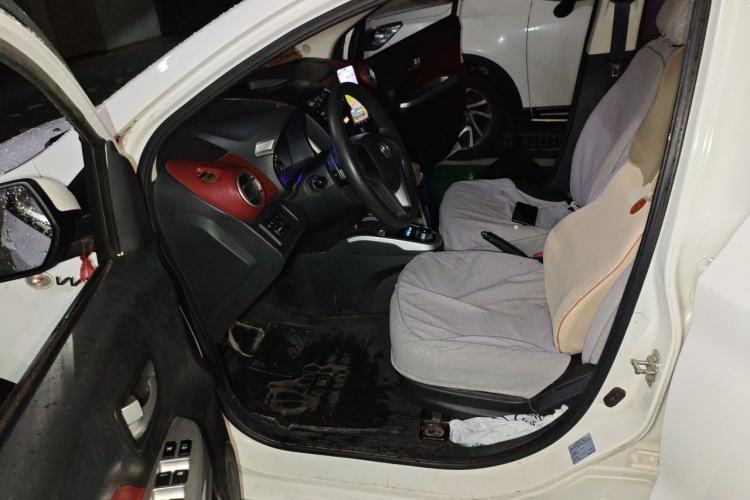Used CHANGAN Benni 2015 1.4L IMT Luxury Model China V Standard Driver Seat
