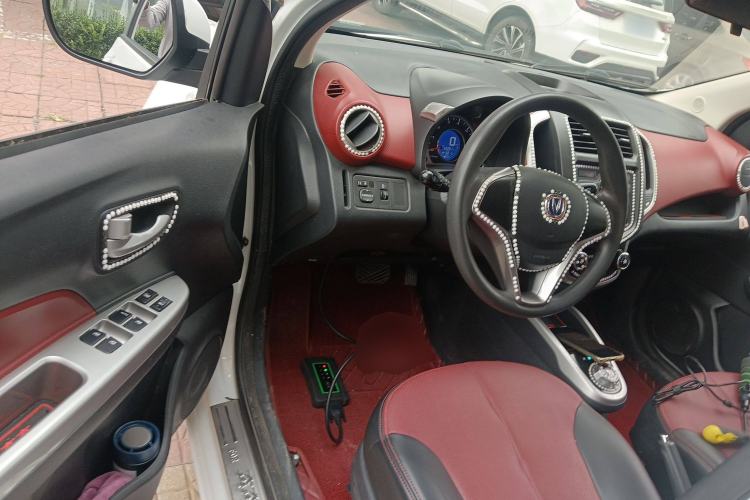 Used CHANGAN Benni 2015 1.4L IMT Luxury Version China IV Standard Driver Seat