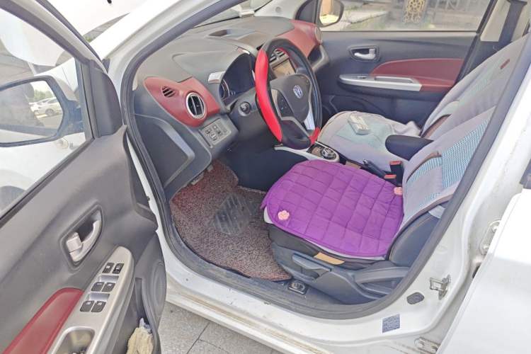 Used CHANGAN Benni 2015 1.4L IMT Prestige Model China V Standard Driver Seat