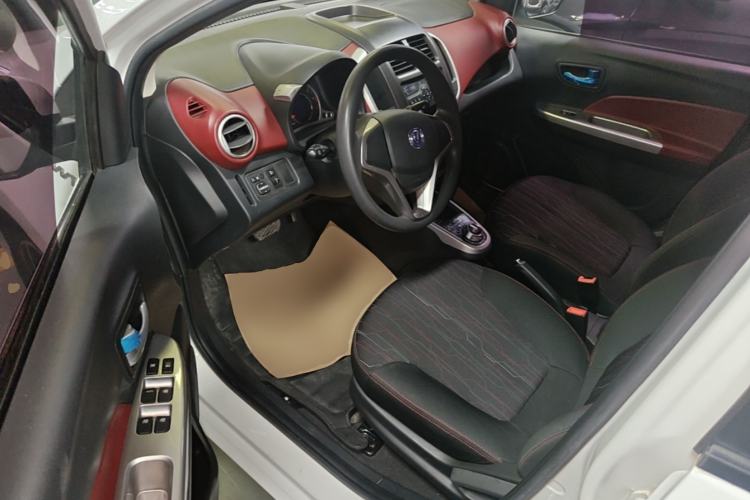 Used CHANGAN Benni 2015 1.4L IMT Luxury Model China V Standard Driver Seat
