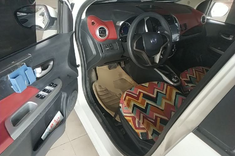 Used CHANGAN Benni 2015 1.4L IMT Luxury Model China V Standard Driver Seat