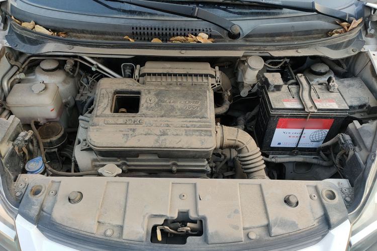 Used CHANGAN Benni 2015 1.4L IMT Luxury Model China V Standard Engine Bay