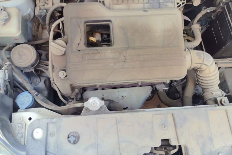 Used CHANGAN Benni 2015 1.4L IMT Prestige Model China V Standard Engine Bay