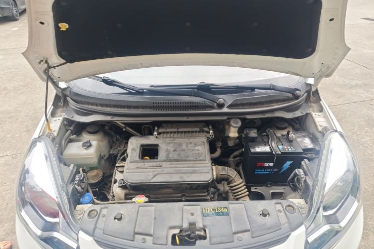 Used CHANGAN Benni 2015 1.4L Manual Luxury Model China IV Standard Engine Bay