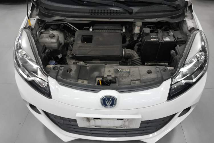 Used CHANGAN Benni 2015 1.4L IMT Prestige Model China V Standard Engine Bay