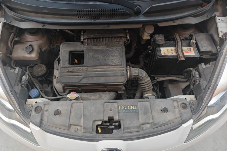 Used CHANGAN Benni 2015 1.4L IMT Prestige Model China V Standard Engine Bay