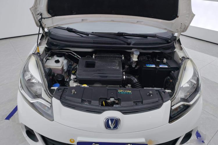 Used CHANGAN Benni 2015 1.4L IMT Sunroof Version China IV Standard Engine Bay