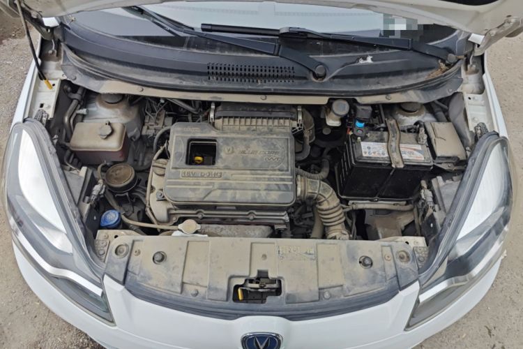 Used CHANGAN Benni 2015 1.4L IMT Prestige Model China V Standard Engine Bay
