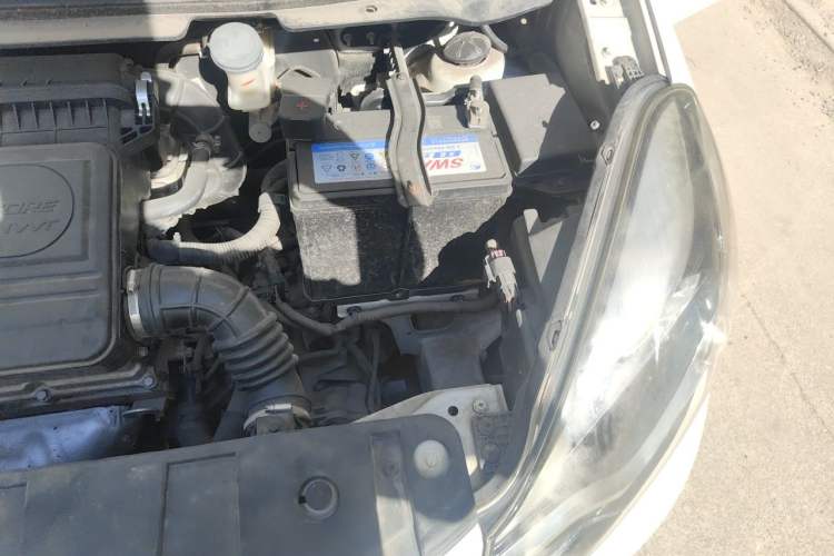 Used CHANGAN Benni 2015 1.4L IMT Sunroof Version China V Standard Engine Bay Left