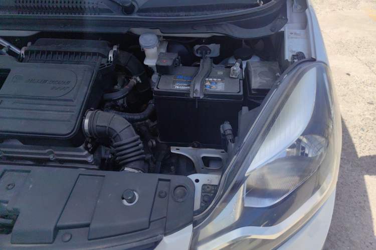 Used CHANGAN Benni 2015 1.4L Manual Luxury Model China V Standard Engine Bay Left