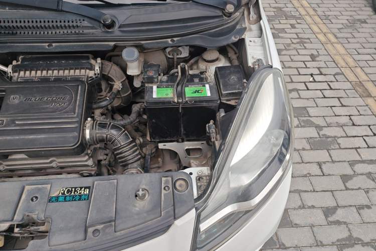 Used CHANGAN Benni 2015 1.4L Manual Luxury Model China V Standard Engine Bay Left
