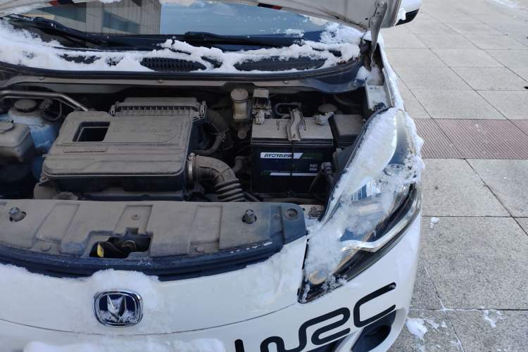 Used CHANGAN Benni 2015 1.4L IMT Luxury Model China IV Engine Bay Left
