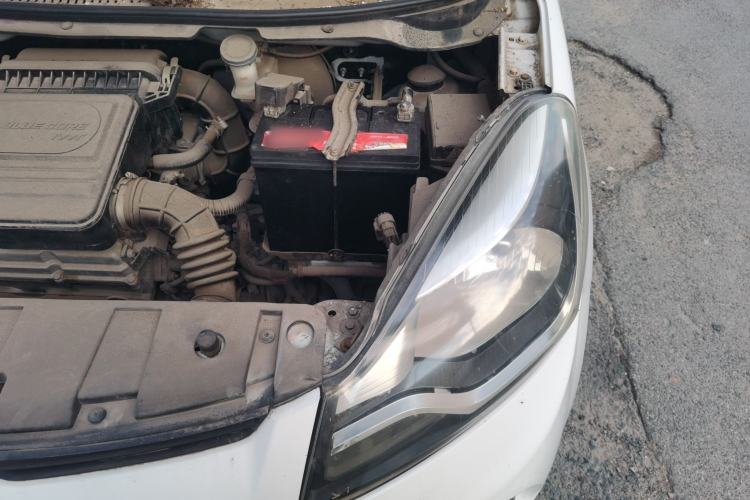 Used CHANGAN Benni 2015 1.4L IMT Luxury Model China V Standard Engine Bay Left