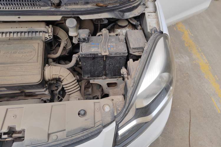 Used CHANGAN Benni 2015 1.4L Manual Luxury Model China V Standard Engine Bay Left