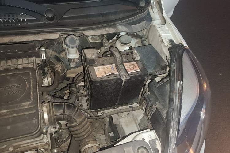 Used CHANGAN Benni 2015 1.4L IMT Sunroof Version China V Standard Engine Bay Left