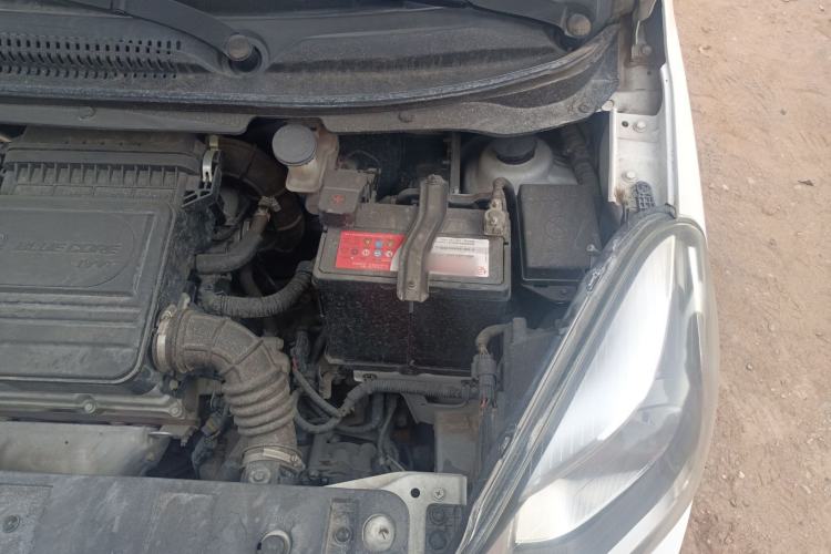 Used CHANGAN Benni 2015 1.4L IMT Prestige Model China V Standard Engine Bay Left