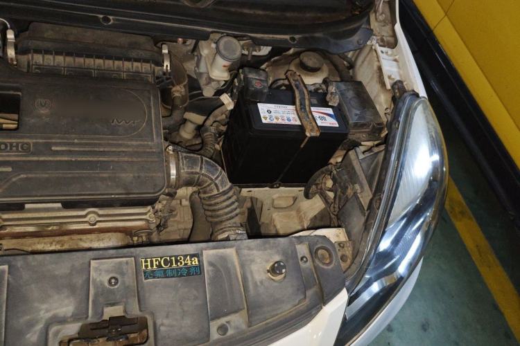 Used CHANGAN Benni 2015 1.4L Manual Luxury Model China V Standard Engine Bay Left