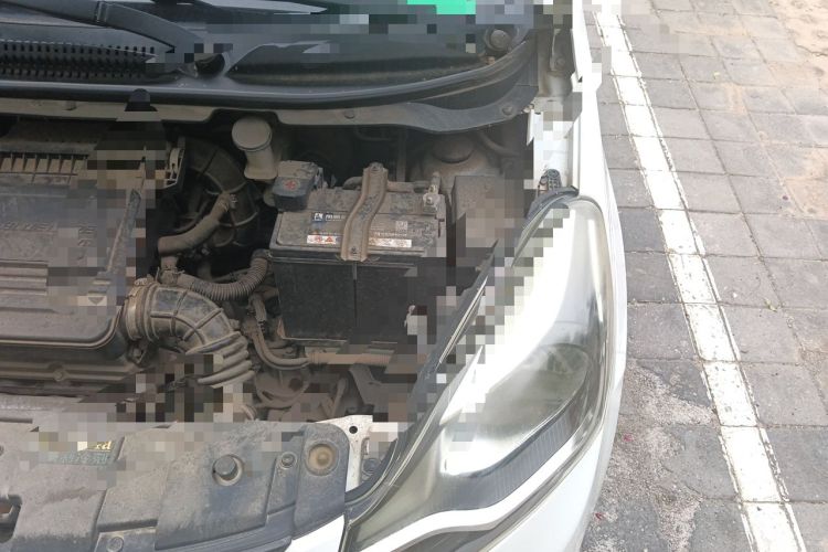 Used CHANGAN Benni 2015 1.4L IMT Luxury Model China V Standard Engine Bay Left