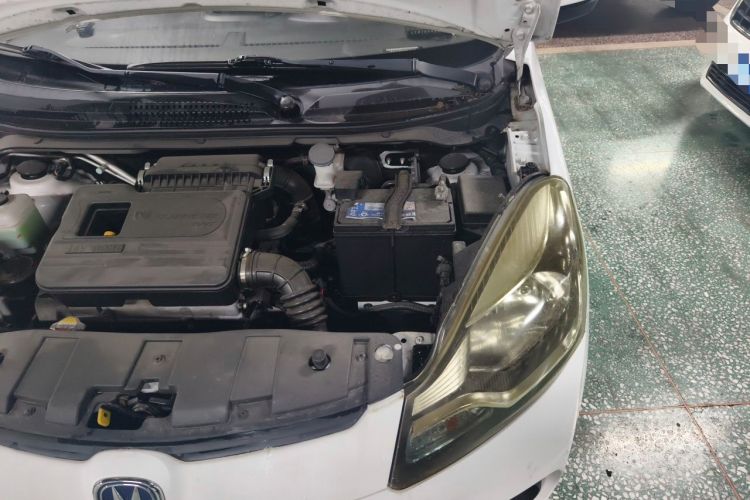 Used CHANGAN Benni 2015 1.4L IMT Prestige Model China V Standard Engine Bay Left