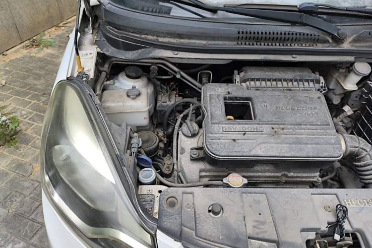 Used CHANGAN Benni 2015 1.4L Manual Luxury Model China V Standard Engine Bay Right