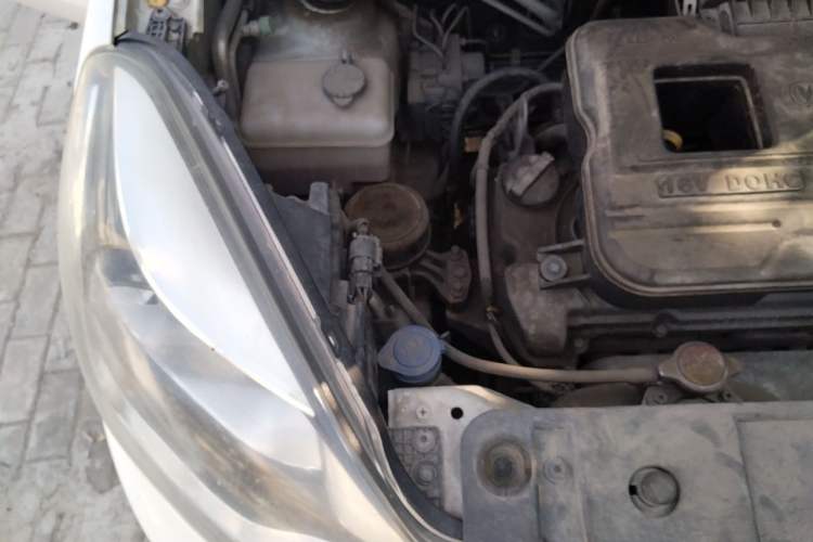 Used CHANGAN Benni 2015 1.4L IMT Luxury Model China V Standard Engine Bay Right