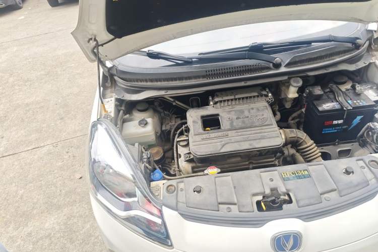 Used CHANGAN Benni 2015 1.4L Manual Luxury Model China IV Standard Engine Bay Right