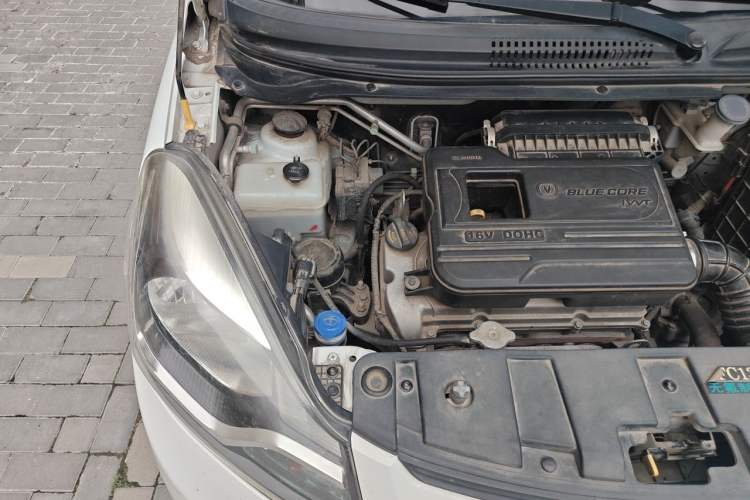 Used CHANGAN Benni 2015 1.4L Manual Luxury Model China V Standard Engine Bay Right