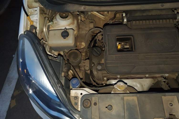Used CHANGAN Benni 2015 1.4L Manual Luxury Model China IV Standard Engine Bay Right