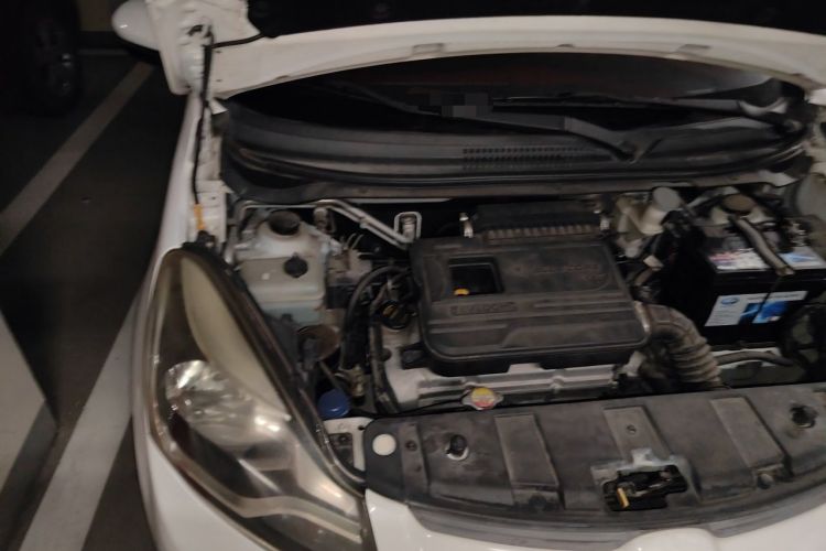 Used CHANGAN Benni 2015 1.4L IMT Prestige Model China V Standard Engine Bay Right
